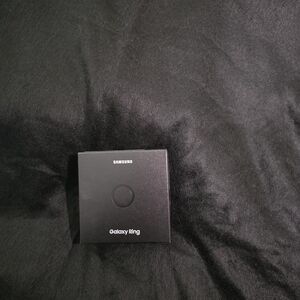Samsung Galaxy Ring in Black
